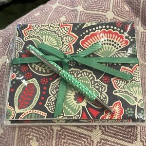 Vera Bradley Roanoke Indiana Note Cards with Pen in Nomadic Floral